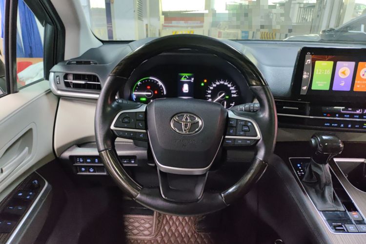 Used Toyota SIENNA 2021 2.5L Hybrid Comfort Edition Steering Wheel