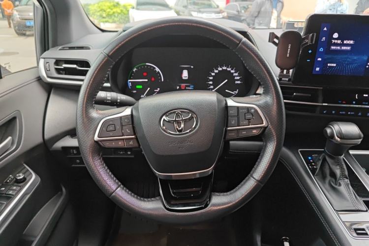 Used Toyota SIENNA 2021 2.5L Hybrid Premium Edition Steering Wheel