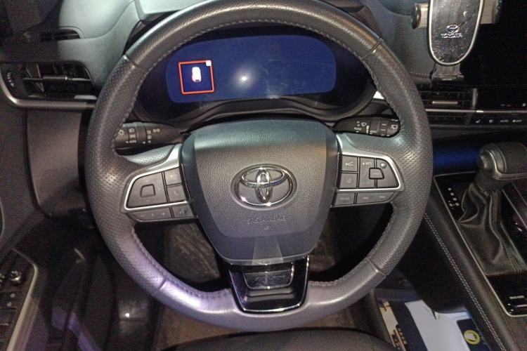 Used Toyota SIENNA 2021 2.5L Hybrid Ultimate Edition Steering Wheel
