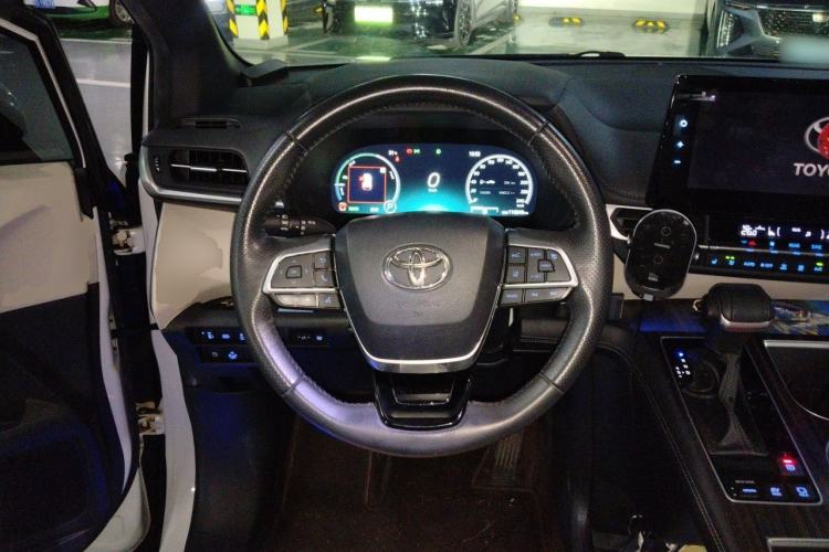 Used Toyota SIENNA 2021 2.5L Hybrid Ultimate Edition Steering Wheel