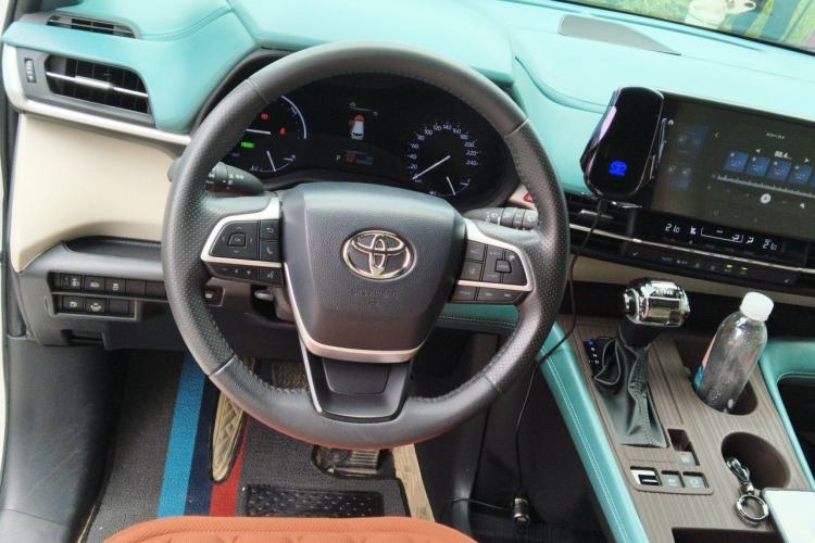 Used Toyota SIENNA 2021 2.5L Hybrid Luxury Edition Steering Wheel
