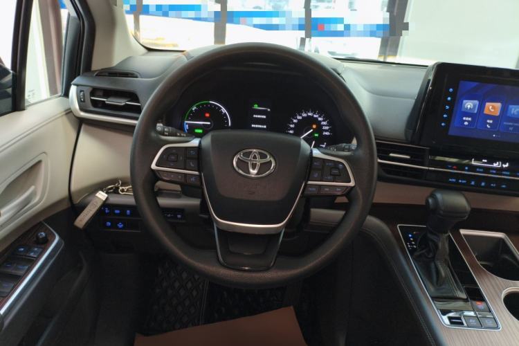 Used Toyota SIENNA 2021 2.5L Hybrid Comfort Edition Steering Wheel