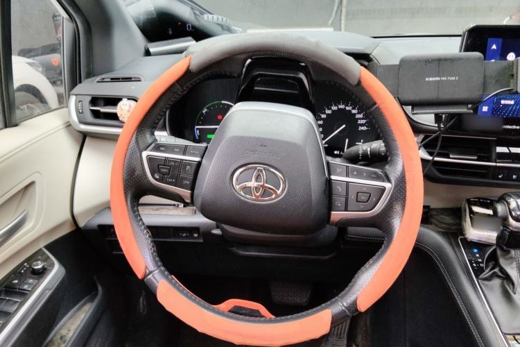 Used Toyota SIENNA 2021 2.5L Hybrid Premium Edition Steering Wheel