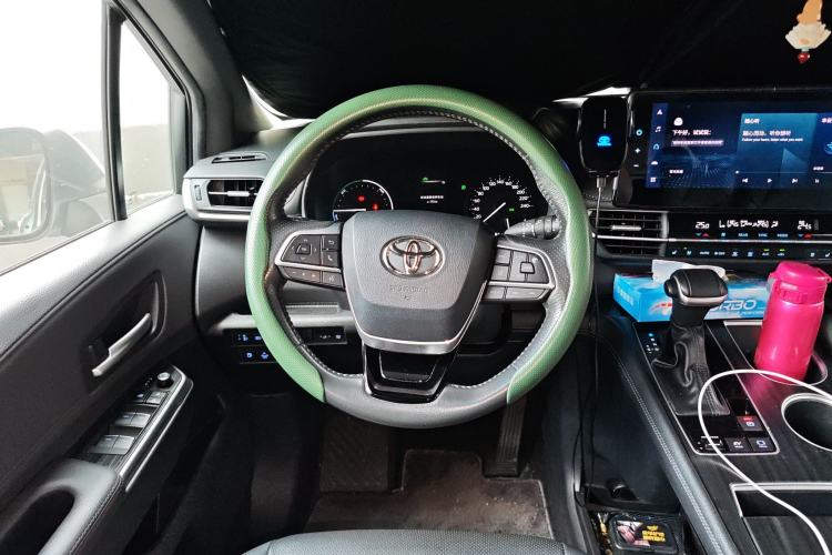 Used Toyota SIENNA 2021 2.5L Hybrid Premium Edition Steering Wheel