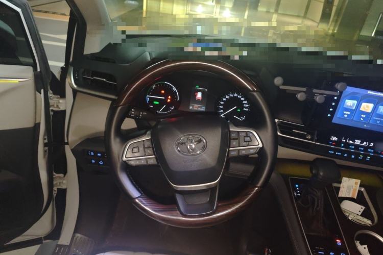 Used Toyota SIENNA 2021 2.5L Hybrid Comfort Edition Steering Wheel