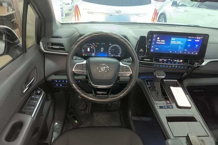 Used Toyota SIENNA 2021 2.5L Hybrid Ultimate Edition Steering Wheel