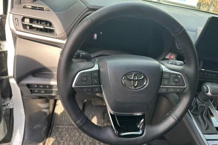 Used Toyota SIENNA 2021 2.5L Hybrid Ultimate Edition Steering Wheel