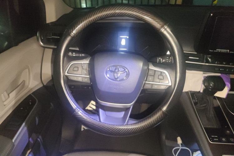 Used Toyota SIENNA 2021 2.5L Hybrid Comfort Edition Steering Wheel