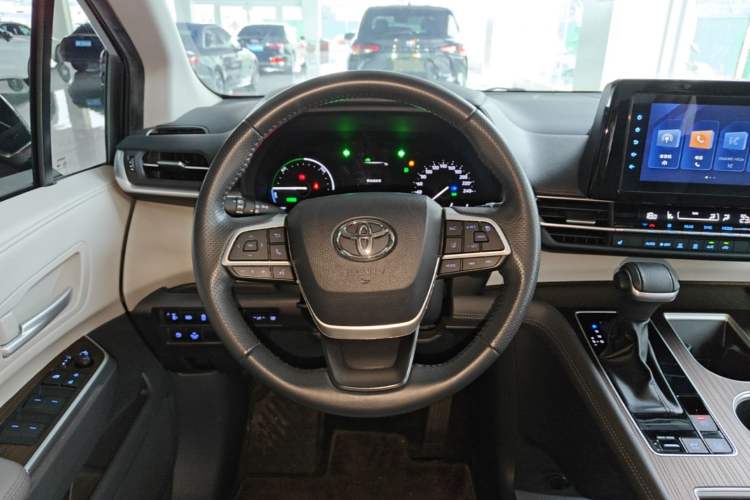 Used Toyota SIENNA 2021 2.5L Hybrid Luxury Edition Steering Wheel
