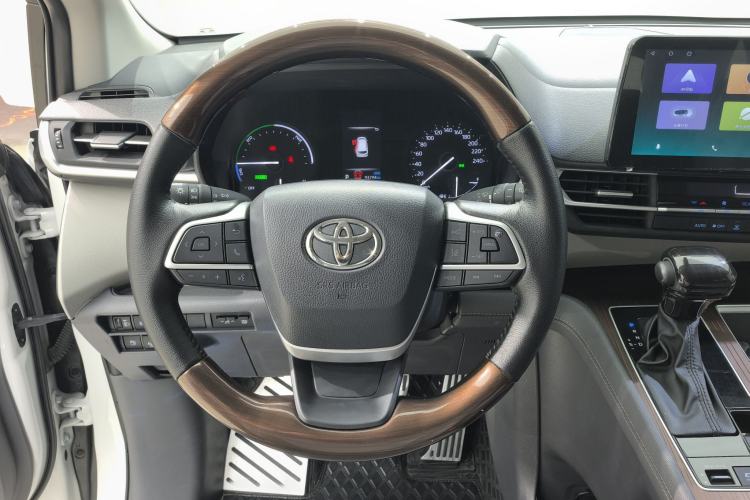 Used Toyota SIENNA 2021 2.5L Hybrid Comfort Edition Steering Wheel