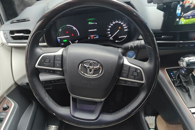 Used Toyota SIENNA 2021 2.5L Hybrid Comfort Edition Steering Wheel