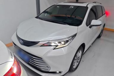 Used Toyota SIENNA 2021 2.5L Hybrid Platinum Edition