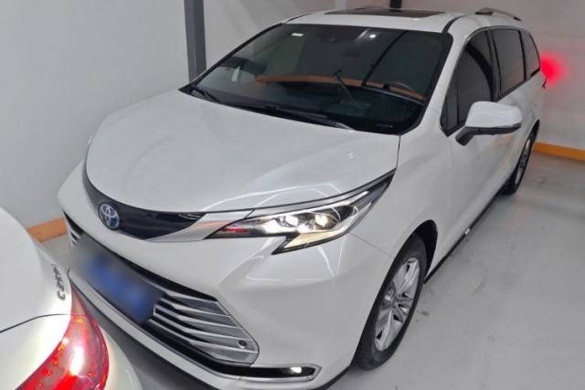 Used Toyota SIENNA 2021 2.5L Hybrid Platinum Edition