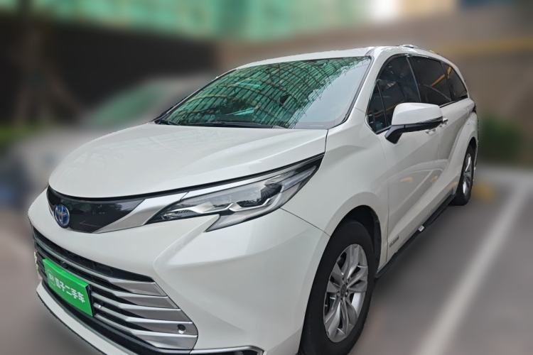 Used Toyota SIENNA 2021 2.5L Hybrid Platinum Edition Guazi used car, China used car export, Used car for sale, Used  cars, Cheapest cars for sale