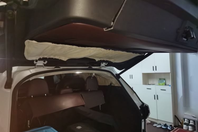 Used Toyota SIENNA 2021 2.5L Hybrid Comfort Edition Trunk