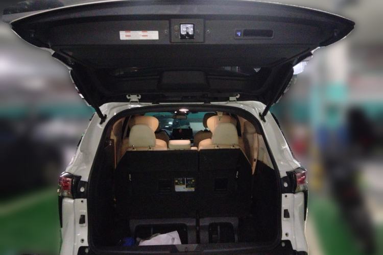 Used Toyota SIENNA 2021 2.5L Hybrid Ultimate Edition Trunk