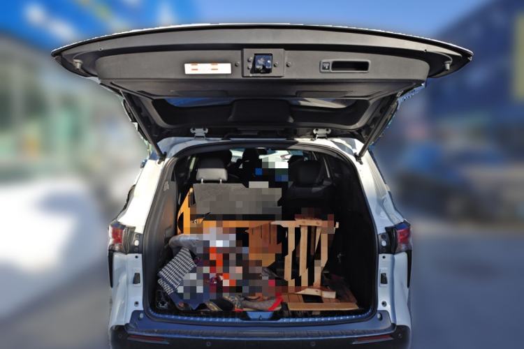 Used Toyota SIENNA 2021 2.5L Hybrid Ultimate Edition Trunk