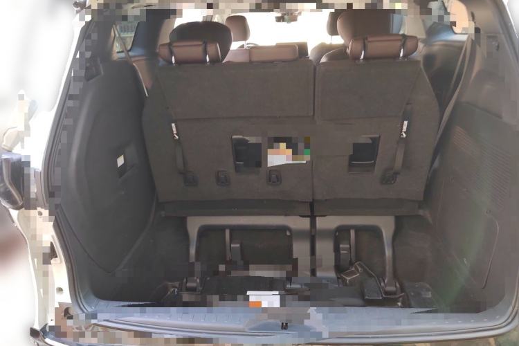 Used Toyota SIENNA 2021 2.5L Hybrid Platinum Edition Trunk