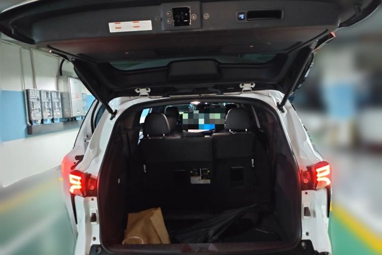 Used Toyota SIENNA 2021 2.5L Hybrid Ultimate Edition Trunk