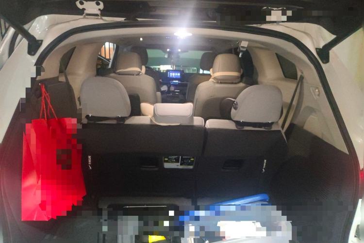 Used Toyota SIENNA 2021 2.5L Hybrid Comfort Edition Trunk