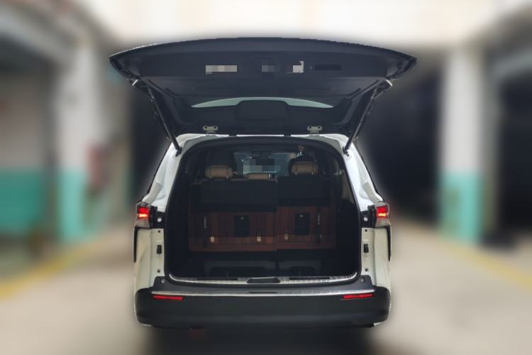 Used Toyota SIENNA  Trunk