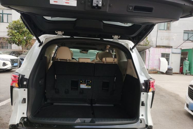 Used Toyota SIENNA 2021 2.5L Hybrid Ultimate Edition Trunk