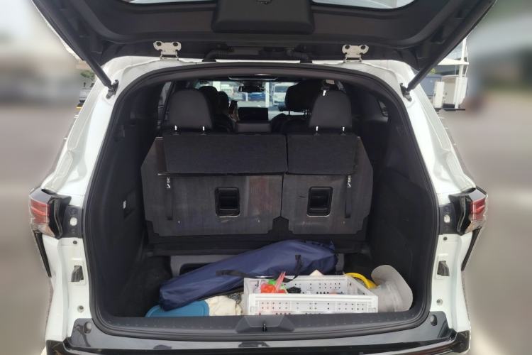Used Toyota SIENNA 2021 2.5L Hybrid Ultimate Edition Trunk