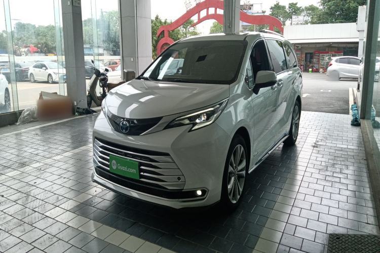 Used Toyota SIENNA 2021 2.5L Hybrid Platinum Edition Guazi used car, China used car export, Used car for sale, Used  cars, Cheapest cars for sale