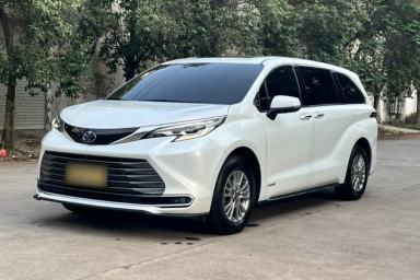 Used Toyota SIENNA 2021 2.5L Hybrid Premium Edition