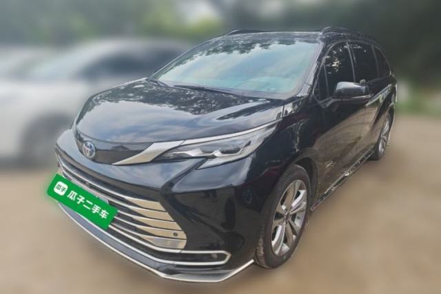 Used Toyota SIENNA 2023 2.5L Hybrid Deluxe Edition