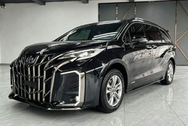 Used Toyota SIENNA 2023 2.5L Hybrid Comfort Edition