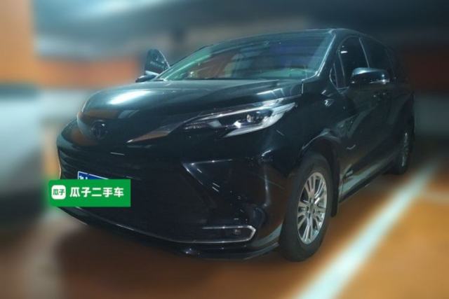 Używany Toyota SIENNA 2023 2.5L Hybrid Comfort Edition