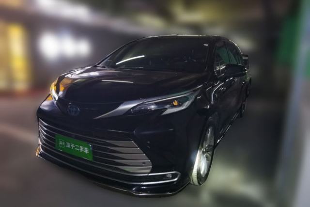 Used Toyota SIENNA 2023 2.5L Hybrid Deluxe Edition