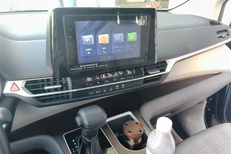 Used Toyota SIENNA 2023 2.5L Hybrid Comfort Edition Audio And AC Panel