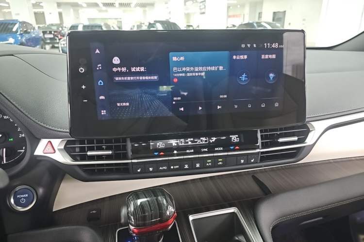 Used Toyota SIENNA 2023 2.5L Hybrid Deluxe Edition Audio And AC Panel