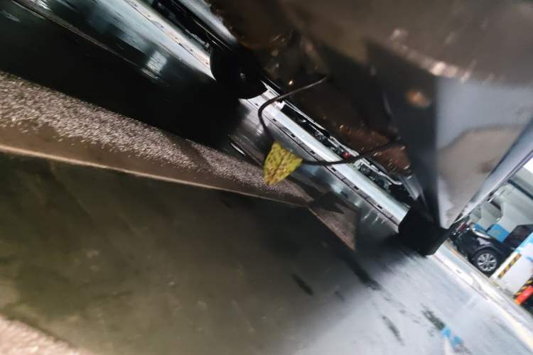 Used Toyota SIENNA 2023 2.5L Hybrid Comfort Edition Chassis Front Left