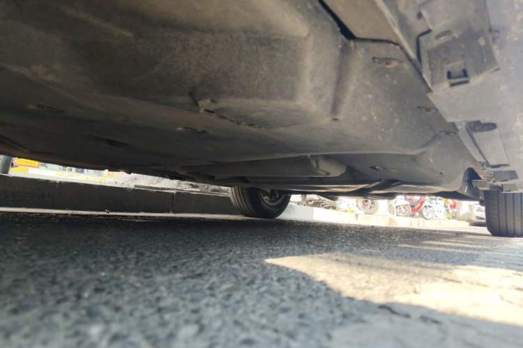 Used Toyota SIENNA 2023 2.5L Hybrid Comfort Edition Chassis Front Left