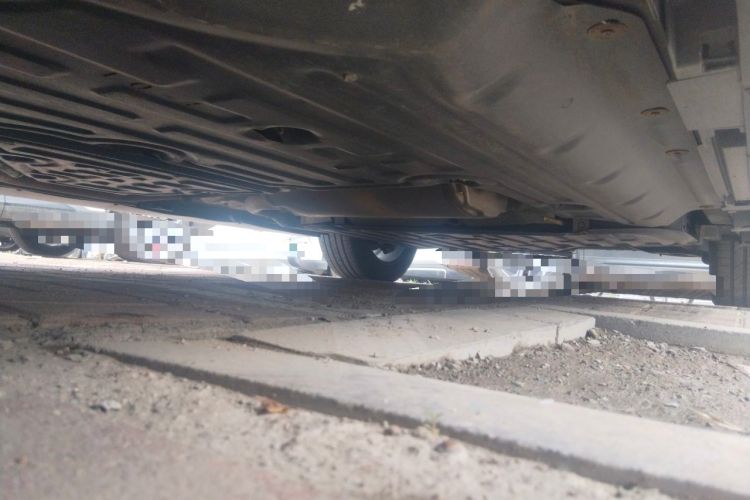Used Toyota SIENNA 2023 2.5L Hybrid Comfort Edition Chassis Front Left