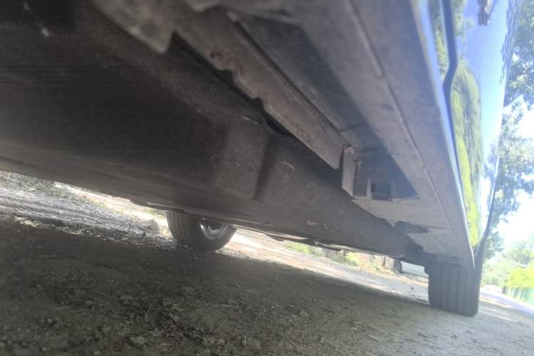 Used Toyota SIENNA 2023 2.5L Hybrid Deluxe Edition Chassis Front Left