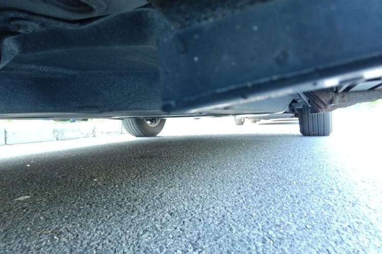 Used Toyota SIENNA 2023 2.5L Hybrid Luxury Edition Chassis Front Left