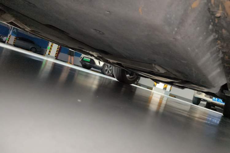Used Toyota SIENNA 2023 2.5L Hybrid Deluxe Edition Chassis Front Left