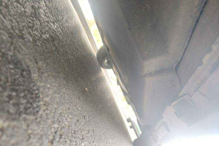 Used Toyota SIENNA 2023 2.5L Hybrid Comfort Edition Chassis Front Left