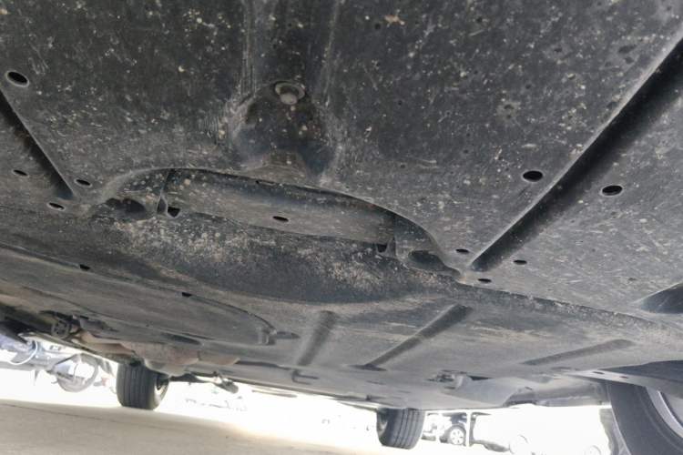 Used Toyota SIENNA 2023 2.5L Hybrid Comfort Edition Chassis Front