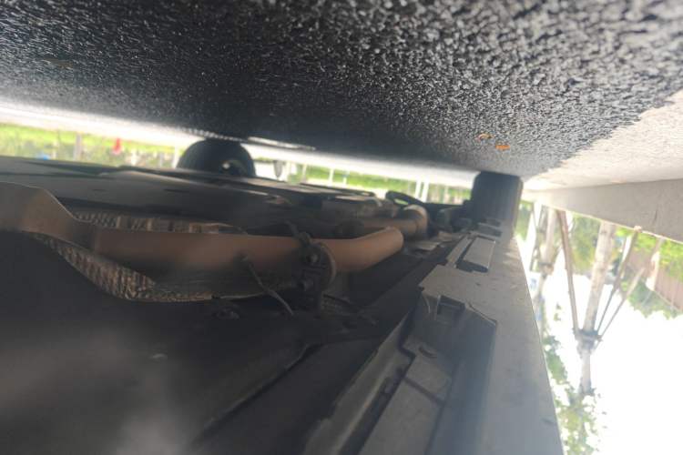 Used Toyota SIENNA 2023 2.5L Hybrid Comfort Edition Chassis Front Right