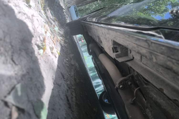 Used Toyota SIENNA 2023 2.5L Hybrid Deluxe Edition Chassis Front Right