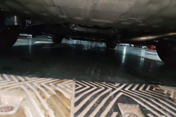 Used Toyota SIENNA 2023 2.5L Hybrid Comfort Edition Chassis Rear