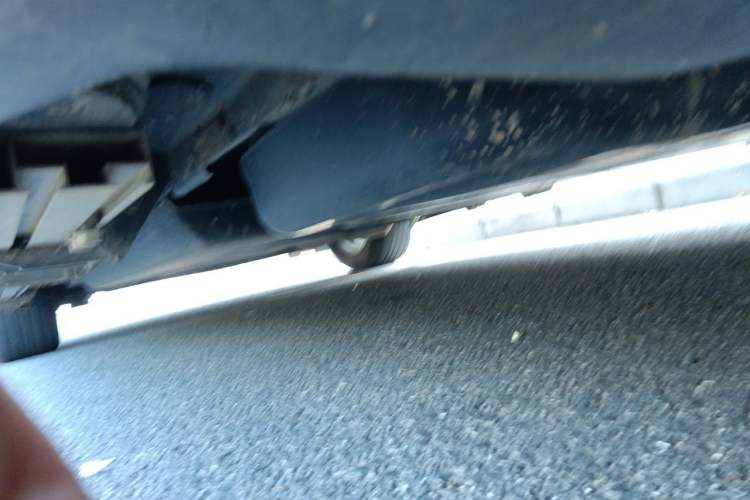 Used Toyota SIENNA 2023 2.5L Hybrid Luxury Edition Chassis Rear Left