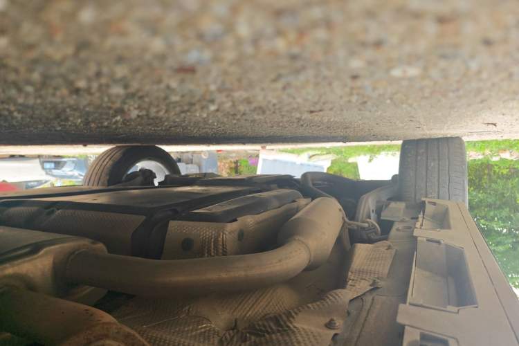 Used Toyota SIENNA 2023 2.5L Hybrid Deluxe Edition Chassis Rear Right
