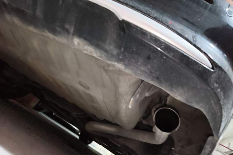 Used Toyota SIENNA 2023 2.5L Hybrid Platinum Edition Chassis Rear Right