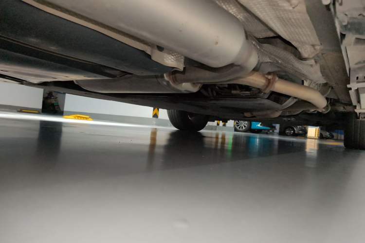 Used Toyota SIENNA 2023 2.5L Hybrid Deluxe Edition Chassis Rear Right